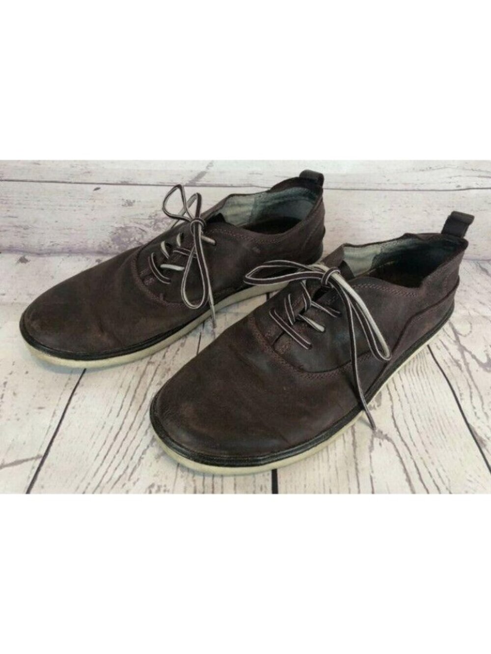 Merrell Around Town Lace Womens 9 / 40 Huckleberry Leather Oxford Shoes